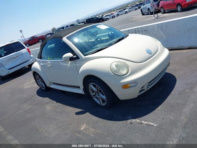 VOLKSWAGEN NEW BEETLE 2004