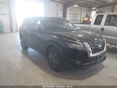 NISSAN PATHFINDER 2024