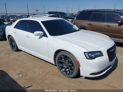 CHRYSLER 300 2019