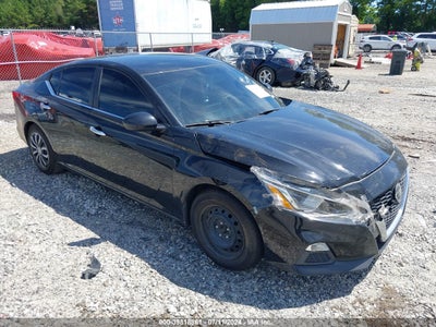 NISSAN ALTIMA 2020