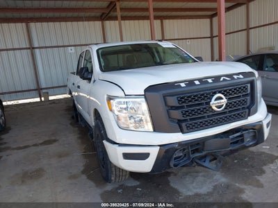NISSAN TITAN 2021