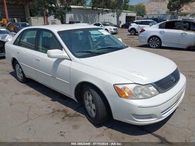 TOYOTA AVALON 2001