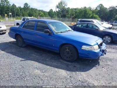 FORD CROWN VICTORIA 2010
