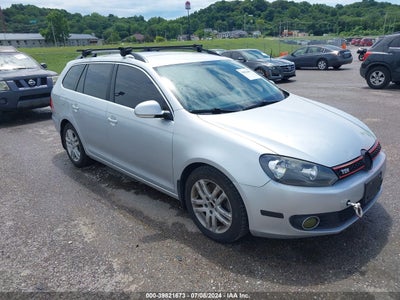 VOLKSWAGEN JETTA SPORTWAGEN 2012