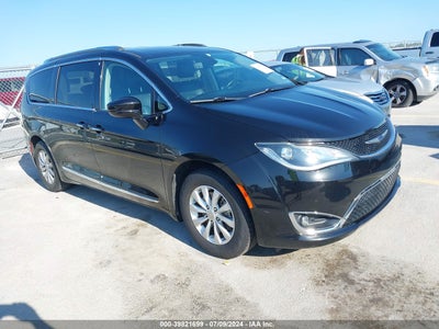 CHRYSLER PACIFICA 2019