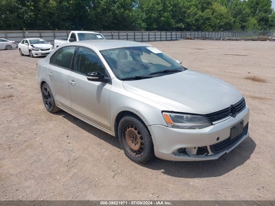 VOLKSWAGEN JETTA 2011