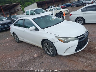 TOYOTA CAMRY 2016
