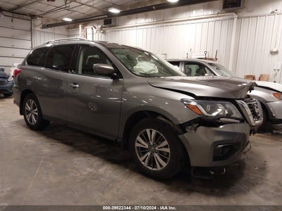 NISSAN PATHFINDER 2018