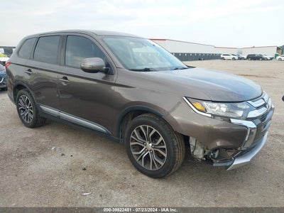 MITSUBISHI OUTLANDER 2017