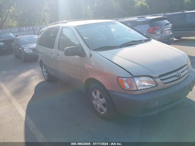 TOYOTA SIENNA 2002