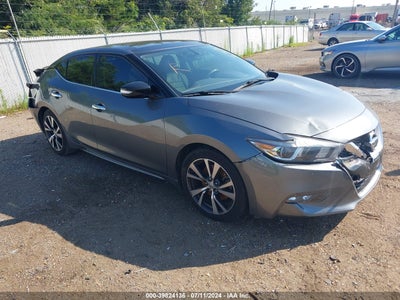 NISSAN MAXIMA 2017