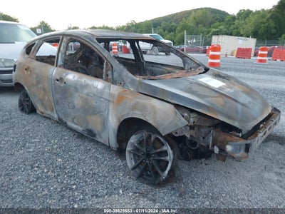 FORD FOCUS 2016