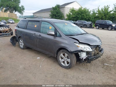 TOYOTA SIENNA 2017