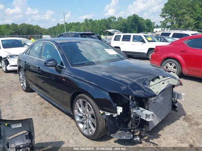 AUDI A4 2021
