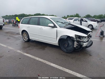 VOLVO V50 2011