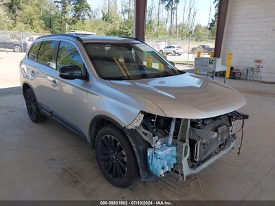 MITSUBISHI OUTLANDER 2020