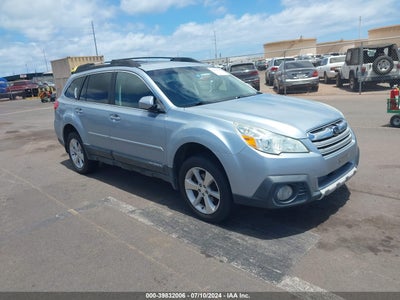 SUBARU OUTBACK 2013