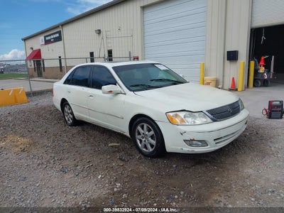 TOYOTA AVALON 2001