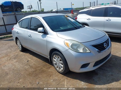 NISSAN VERSA 2013
