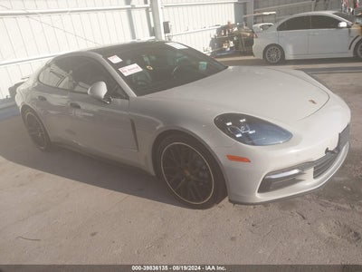PORSCHE PANAMERA 2018