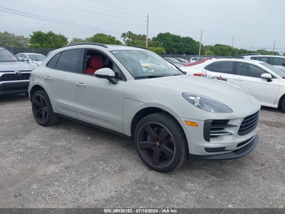 PORSCHE MACAN 2021