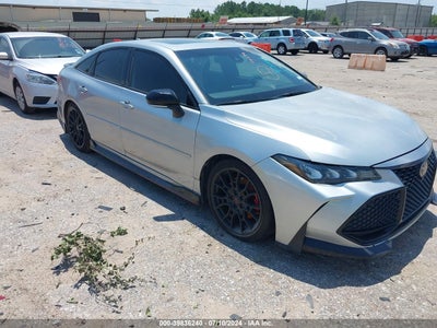 TOYOTA AVALON 2020