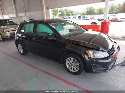 VOLKSWAGEN GOLF 2015