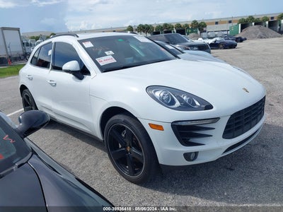 PORSCHE MACAN 2016