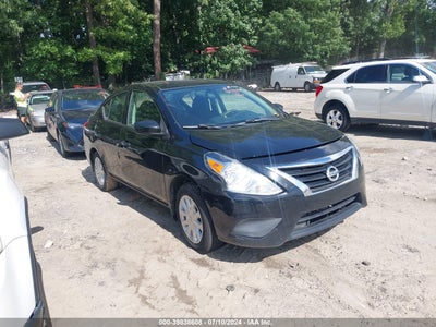NISSAN VERSA 2017