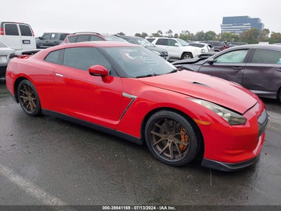 NISSAN GT-R 2009