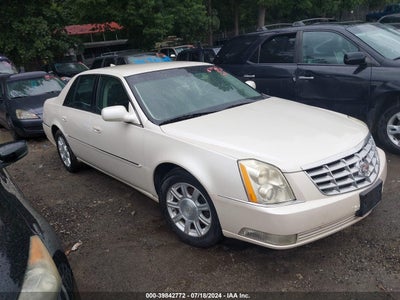 CADILLAC DTS 2010