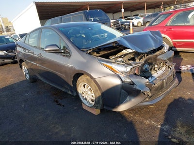 TOYOTA PRIUS 2016
