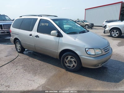 TOYOTA SIENNA 2002