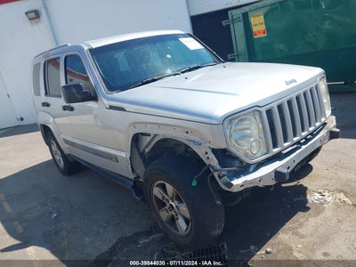 JEEP LIBERTY 2011