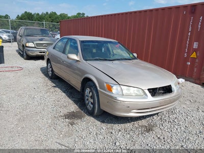 TOYOTA CAMRY 2001
