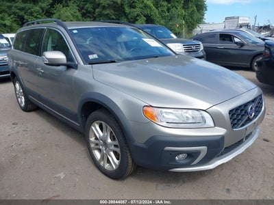 VOLVO XC70 2016