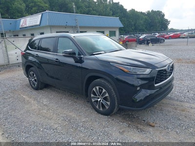 TOYOTA HIGHLANDER 2023