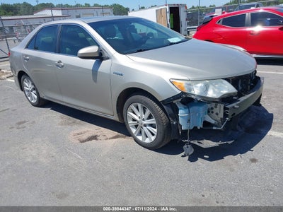 TOYOTA CAMRY HYBRID 2014