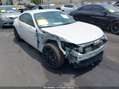 TOYOTA GR86 2022