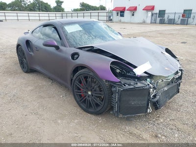 PORSCHE 911 2015