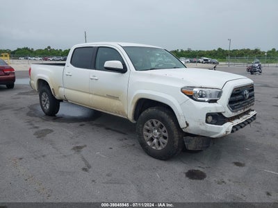 TOYOTA TACOMA 2017