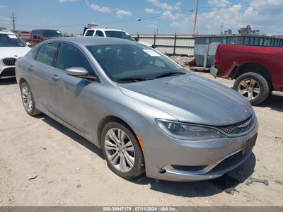 CHRYSLER 200 2015