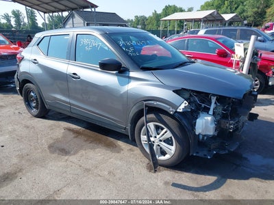 NISSAN KICKS 2023