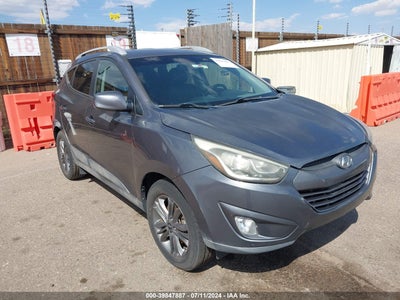 HYUNDAI TUCSON 2015