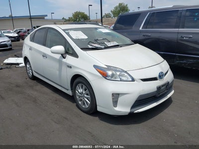 TOYOTA PRIUS PLUG-IN 2014