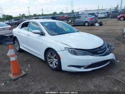 CHRYSLER 200 2015