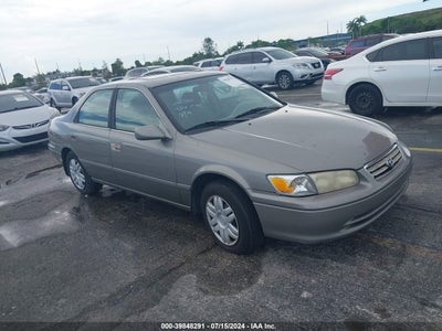 TOYOTA CAMRY 2001