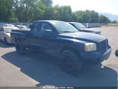 DODGE DAKOTA 2006