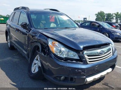 SUBARU OUTBACK 2012