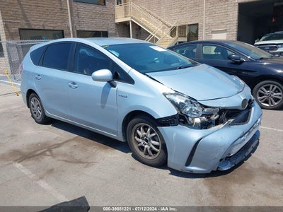 TOYOTA PRIUS V 2015